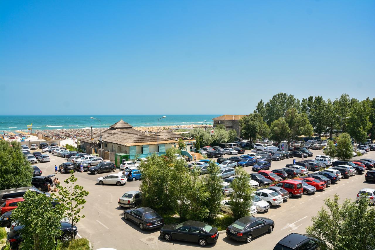 Oceana Summerland Apartment Mamaia Exterior photo